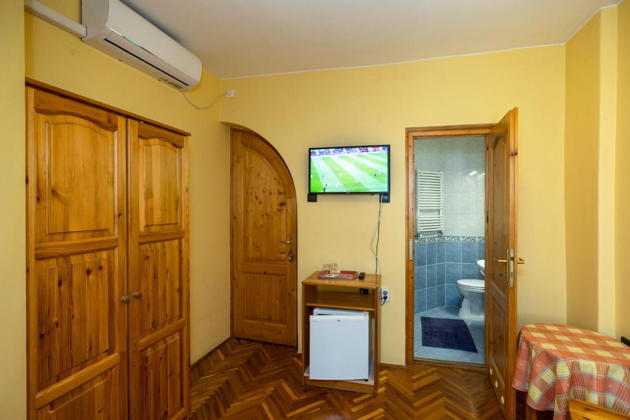 Cecey Vendeghaz Bed & Breakfast Eger Luaran gambar